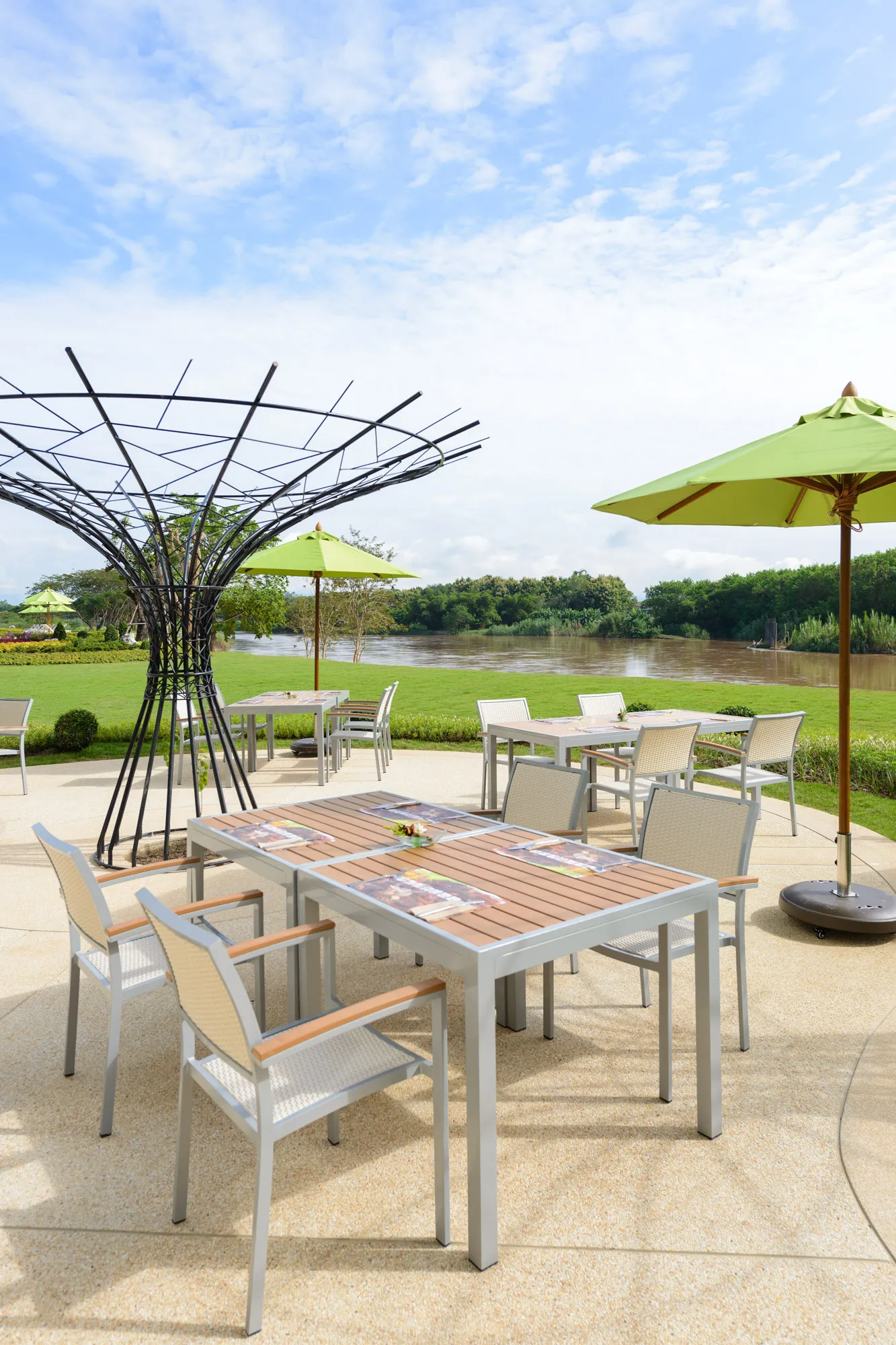 Blossom Restaurant 